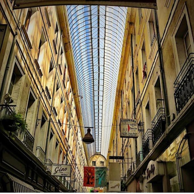 Appartement En Plein Centre. Carpentras Luaran gambar