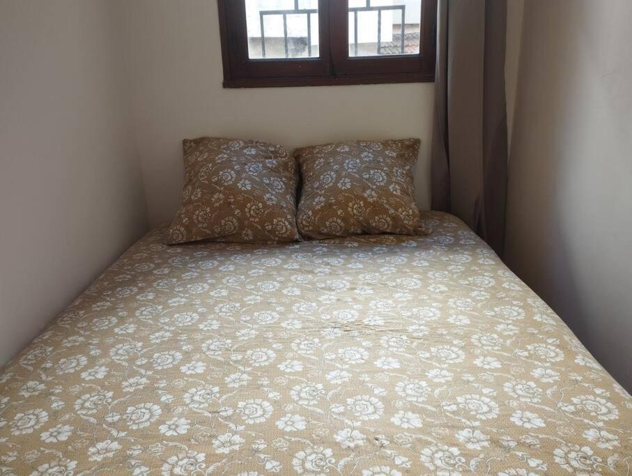 Appartement En Plein Centre. Carpentras Luaran gambar